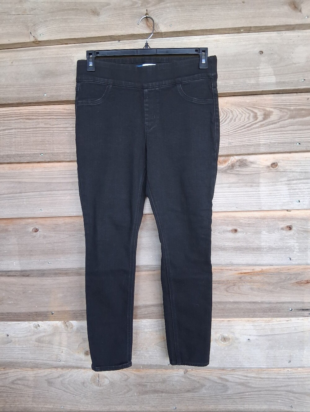 Old Navy pull-on denim jeggings.